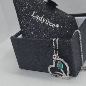 Ladytree Heart shaped Necklace